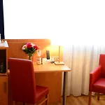 Hotel National Düsseldorf (Superior)