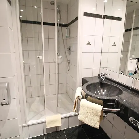National Hotel Dusseldorf